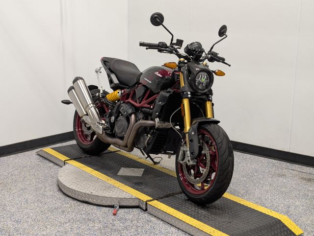 2024 Indian FTR R Carbon