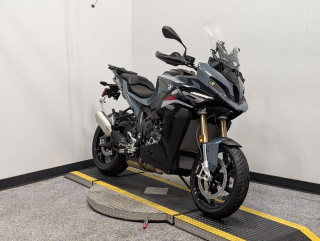 2026 BMW S 1000 XR