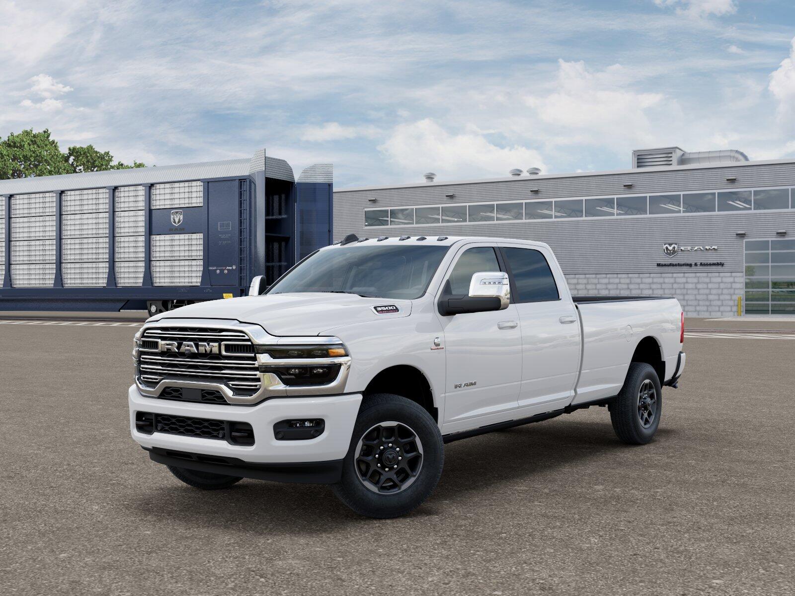 2027 RAM 3500 3500 Laramie Crew Cab 4x4 8' Box
