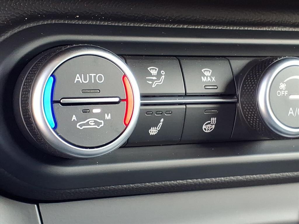 2026 Alfa Romeo Stelvio Base - Photo 21
