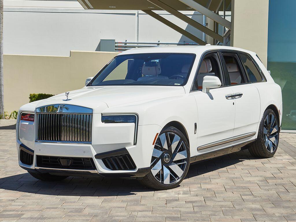 2025 Rolls-Royce Cullinan Base