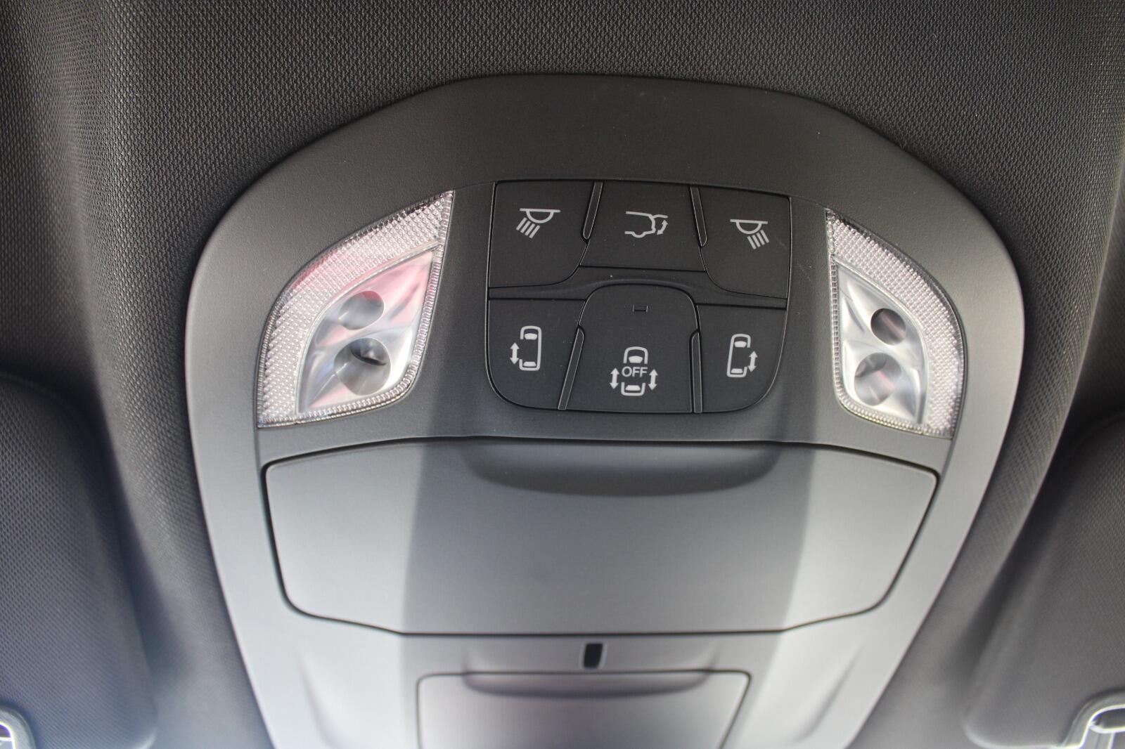 2026 Chrysler Pacifica Select - Photo 19