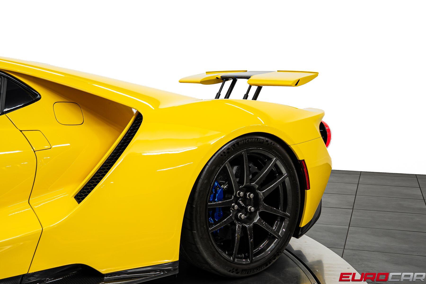 2020 Ford GT *ONLY 213 MILES * CARBON EXTERIOR PACK*Image 23