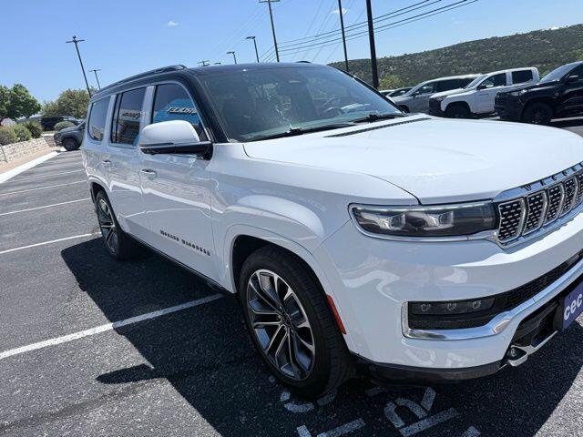 2022 Jeep Grand Wagoneer Series III - Photo 13