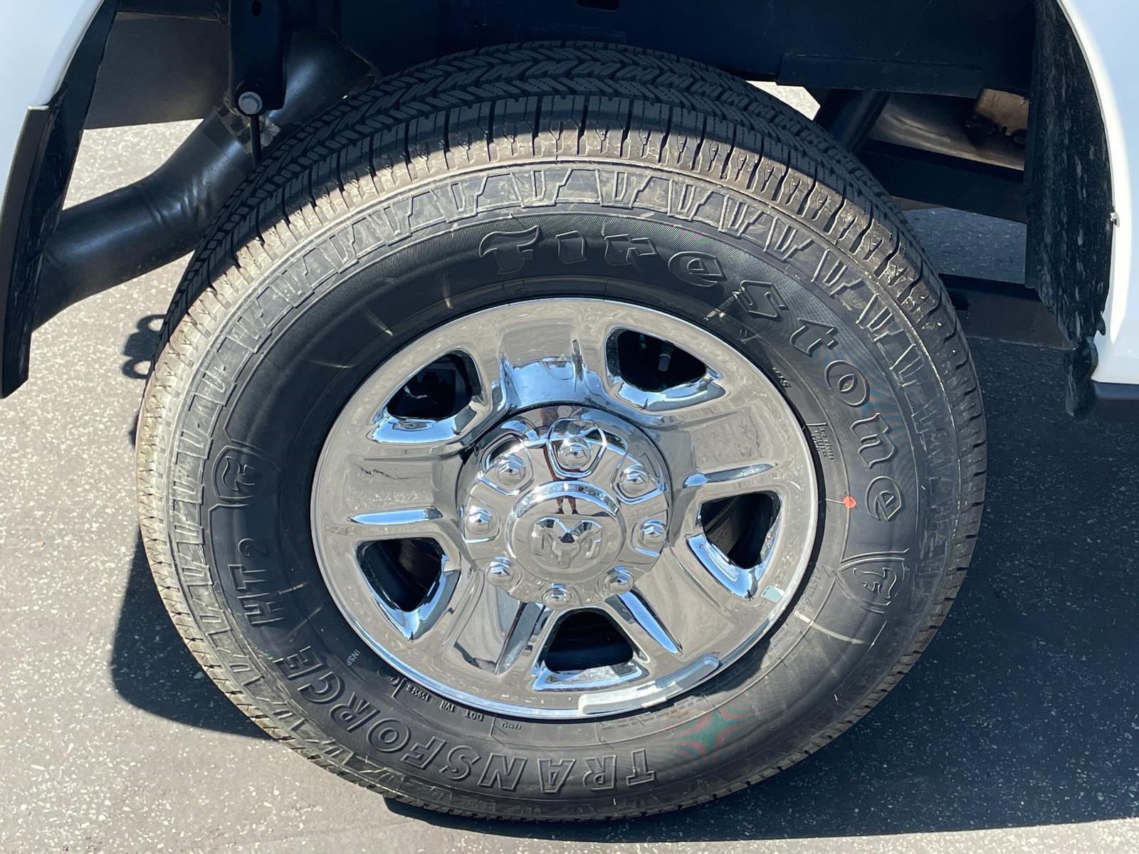 2025 RAM 2500 Tradesman - Photo 25