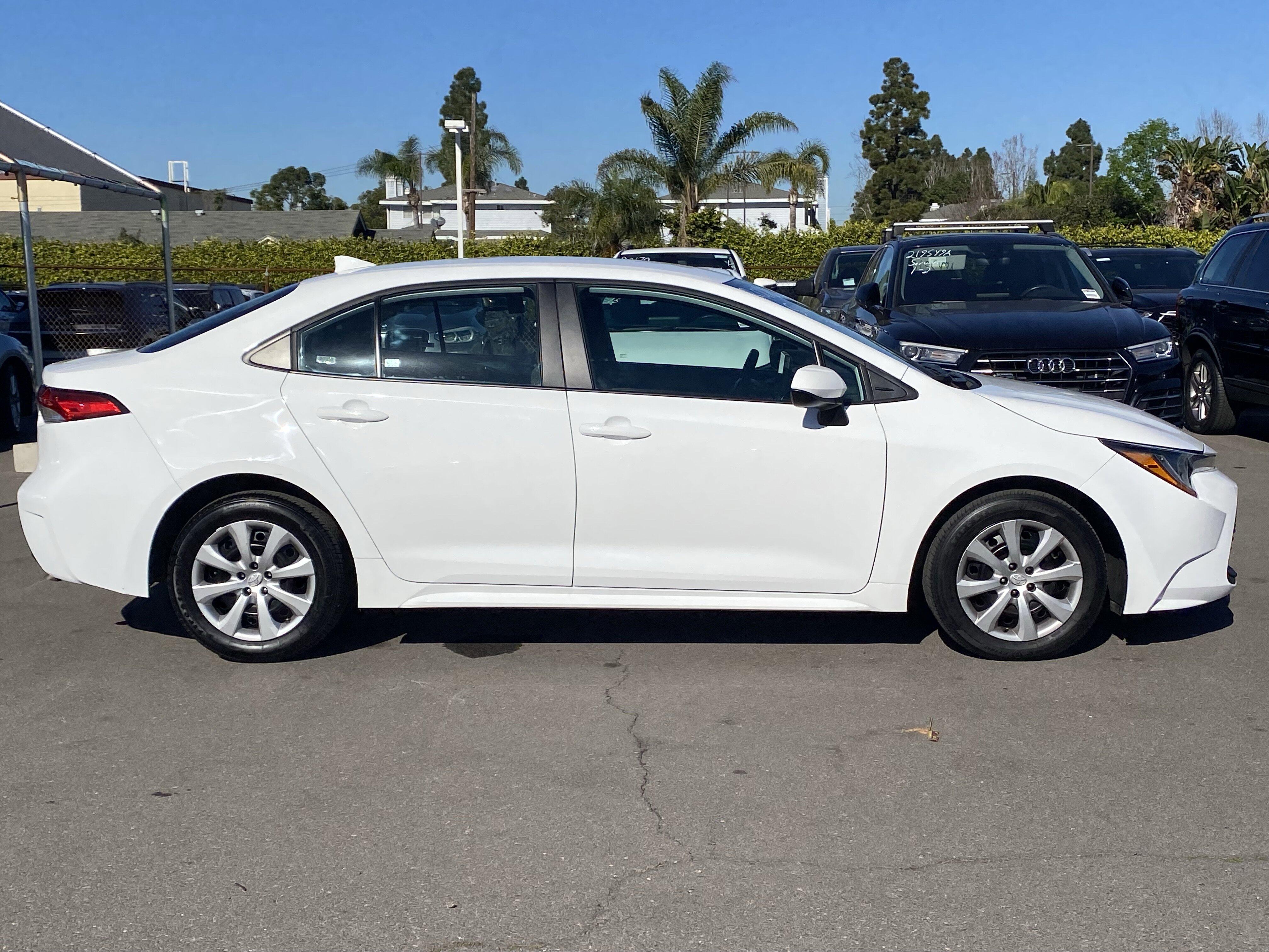 Used 2025 Toyota Corolla LE with VIN 5YFB4MDE2SP254862 for sale in Kansas City