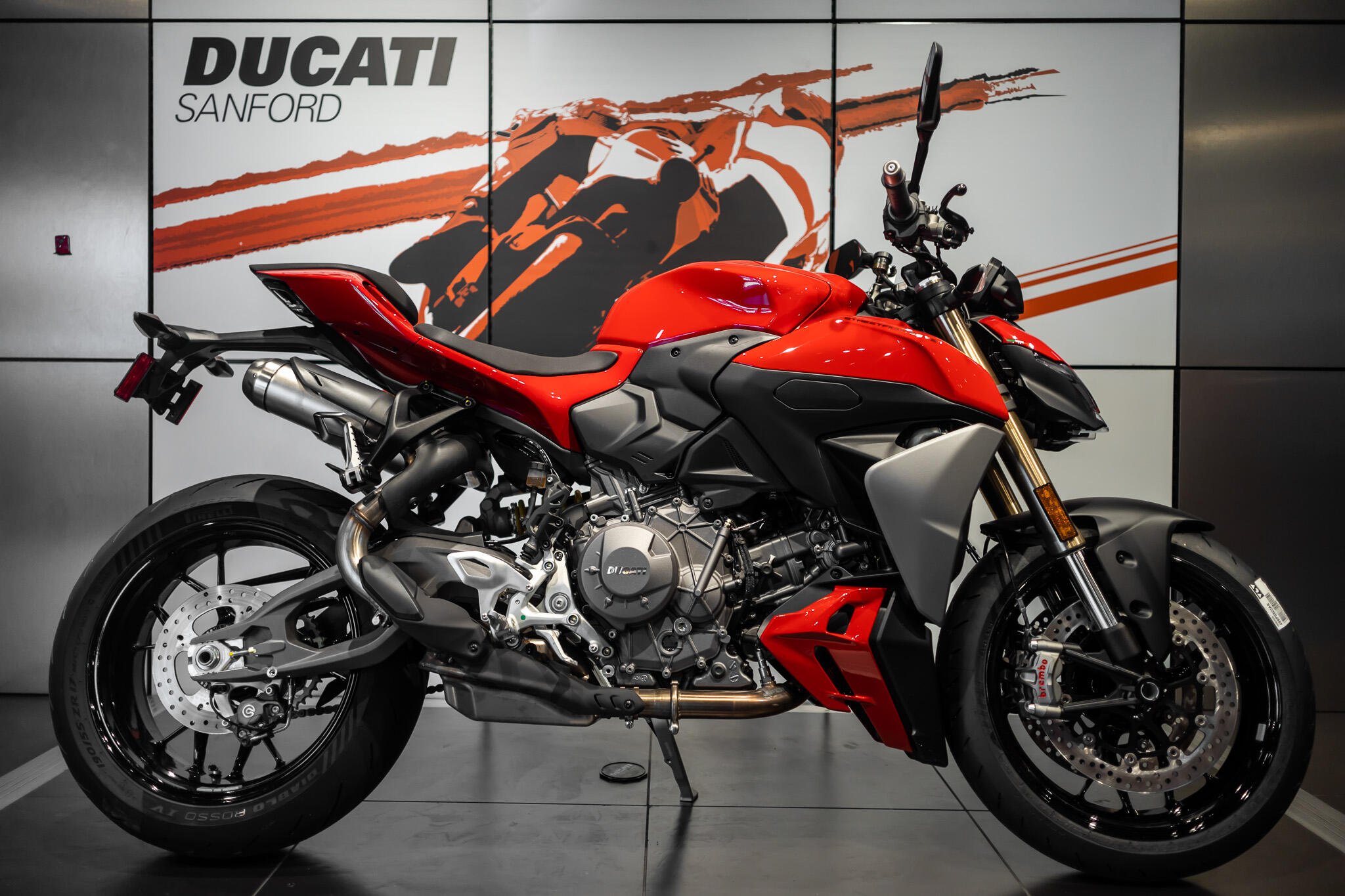 2026 Ducati STREETFIGHTER V2
