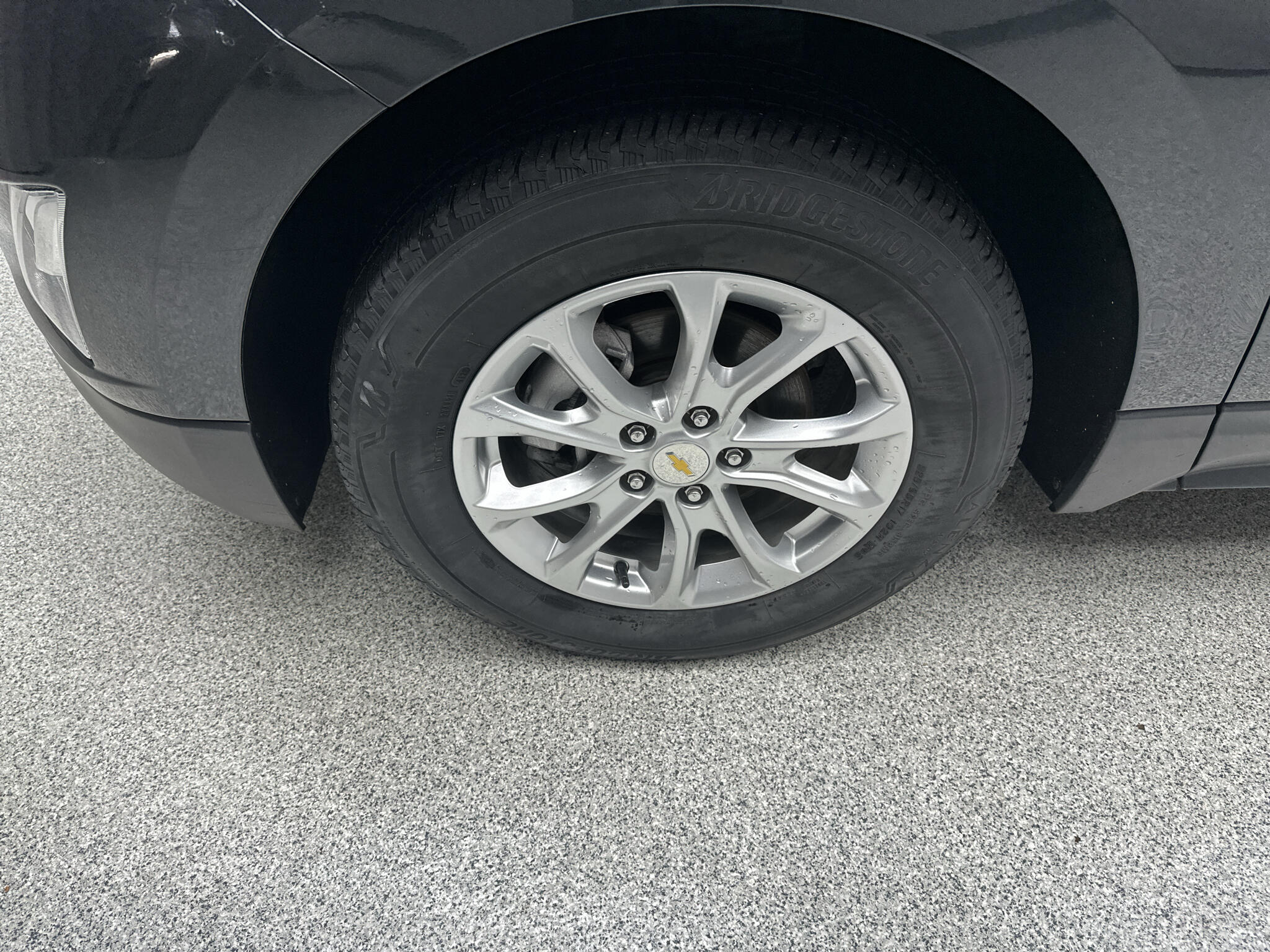 Used 2021 Chevrolet Equinox LS with VIN 2GNAXSEV9M6120044 for sale in Butler, OH