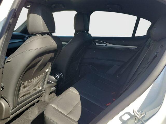 2025 Alfa Romeo Stelvio Base - Photo 6