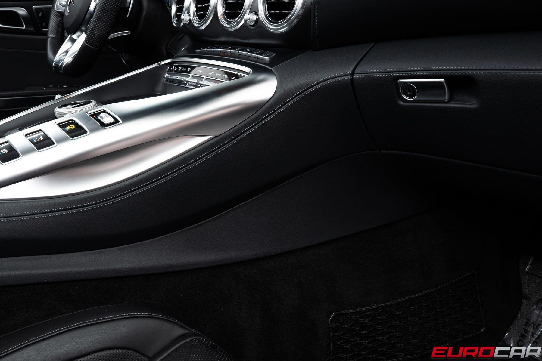 2021 Mercedes-Benz AMG GT Roadster *NIGHT STYLING PACKAGE*Image 36