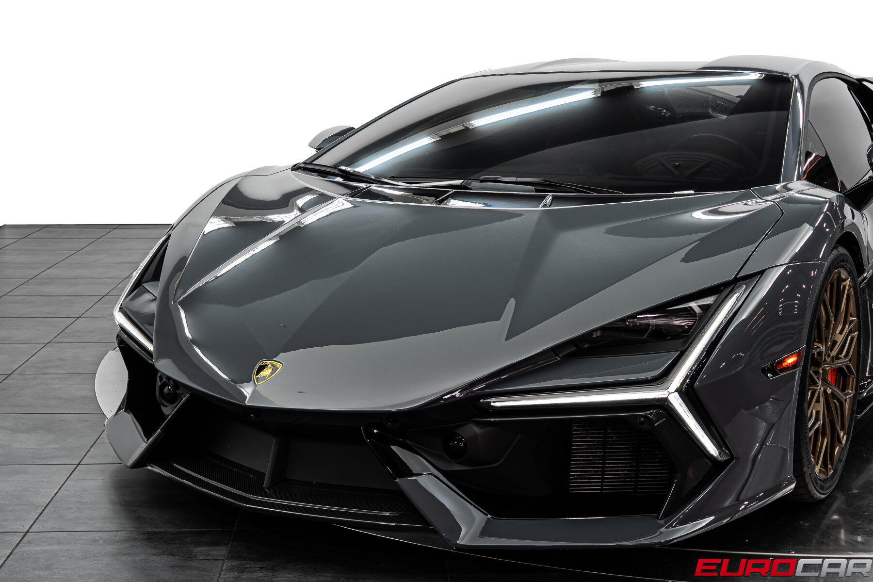 2025 Lamborghini Revuelto *HUGE CARBON OPTIONS * PASSENGER DISPLAY*Image 16