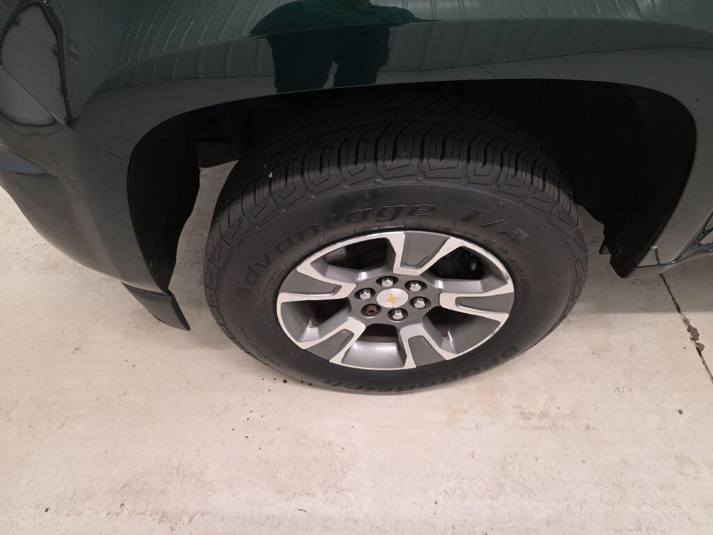 Used 2015 Chevrolet Colorado Z71 with VIN 1GCGTCE37F1213752 for sale in Cedarburg, WI