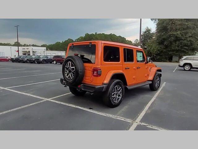 2025 Jeep Wrangler 4-Door Sahara - Photo 31