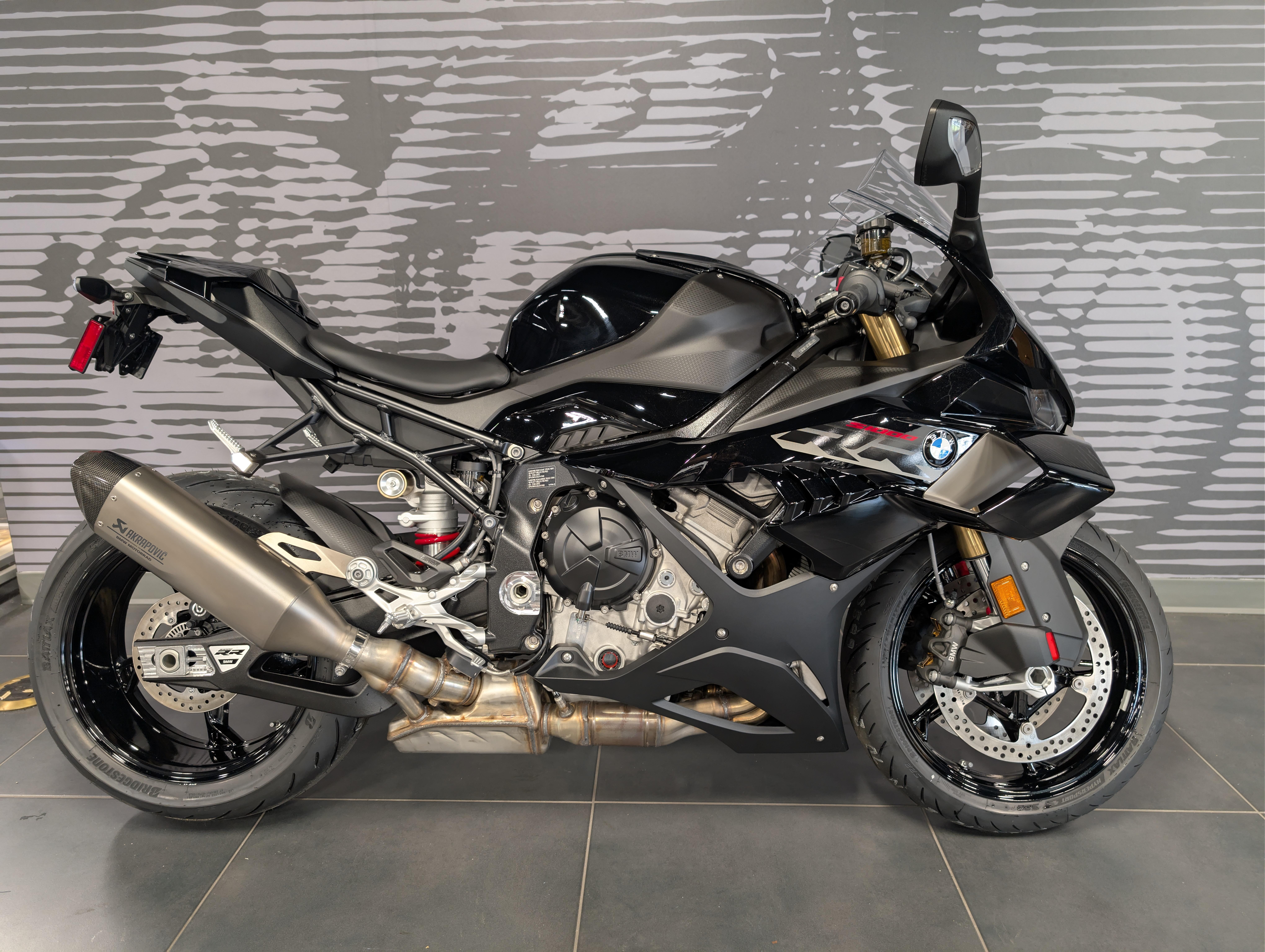 2026 BMW S 1000 RR