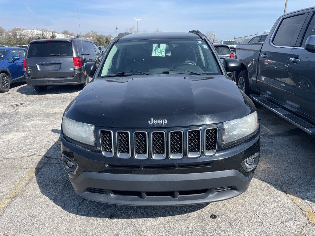 Used 2016 Jeep Compass Sport SE with VIN 1C4NJDBB1GD595906 for sale in Lee's Summit, MO