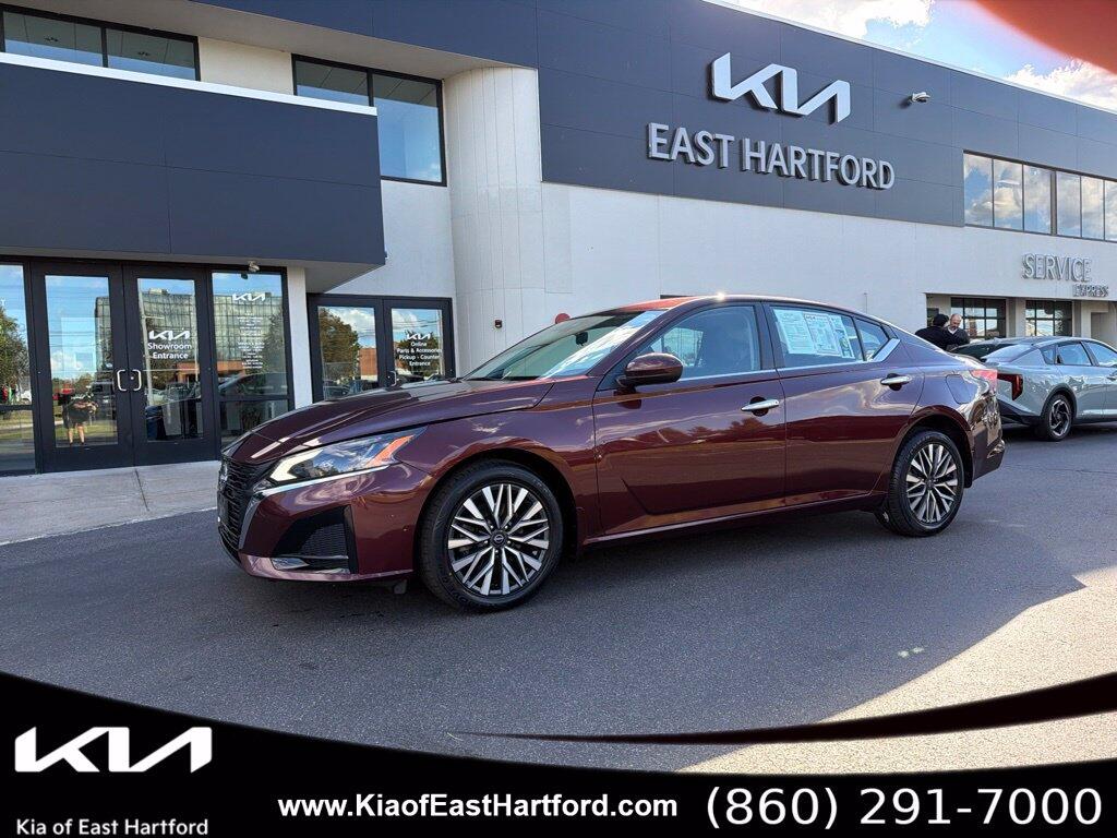 2023 Nissan Altima SV