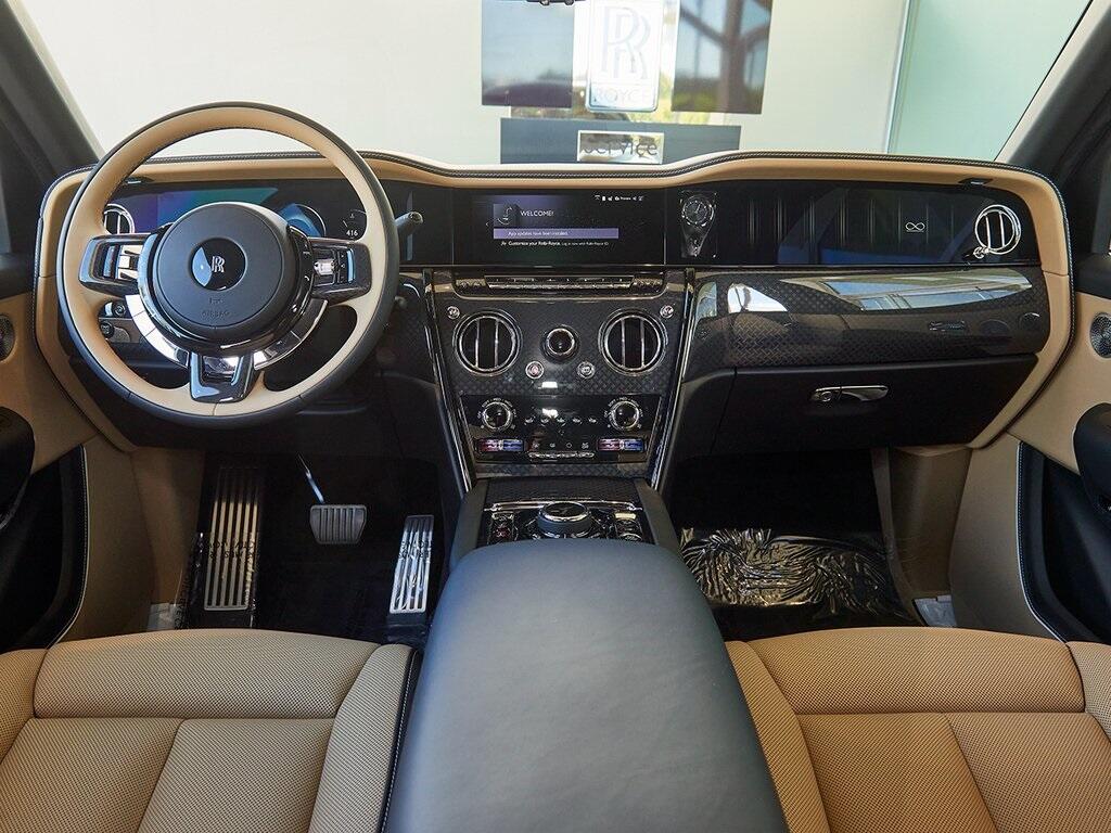 2026 Rolls Royce Cullinan Black Badge photo 4