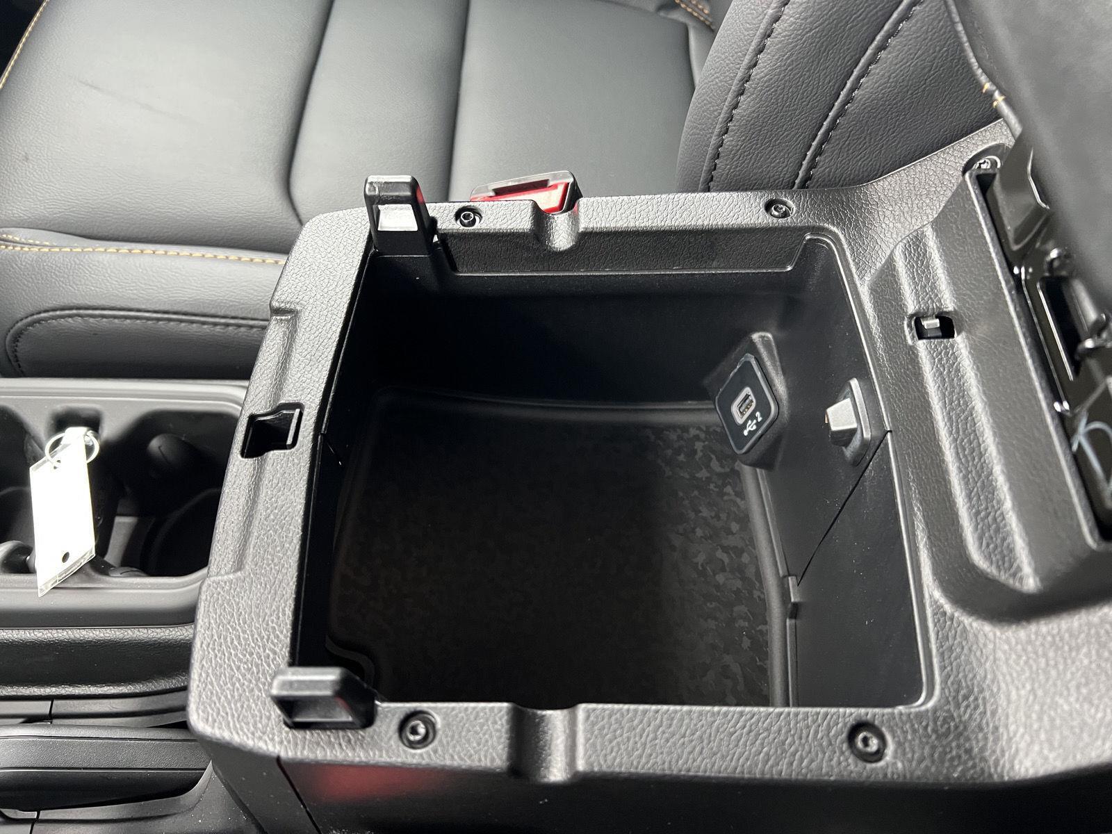 2026 Jeep Wrangler 4-Door Sahara - Photo 38