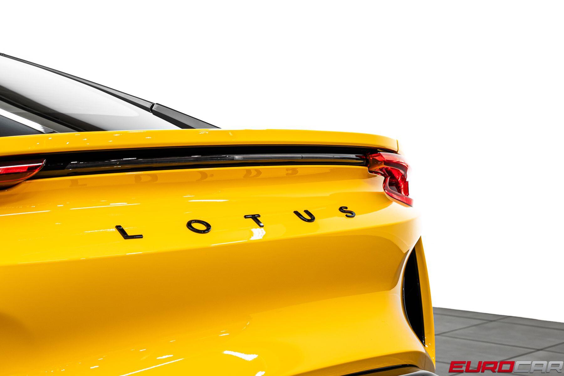 2026 Lotus Emira - Photo 21