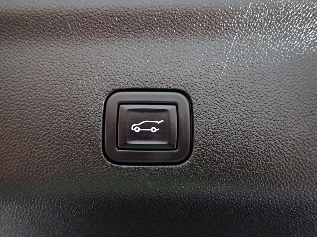 2023 Chevrolet Tahoe Z71 - Photo 19