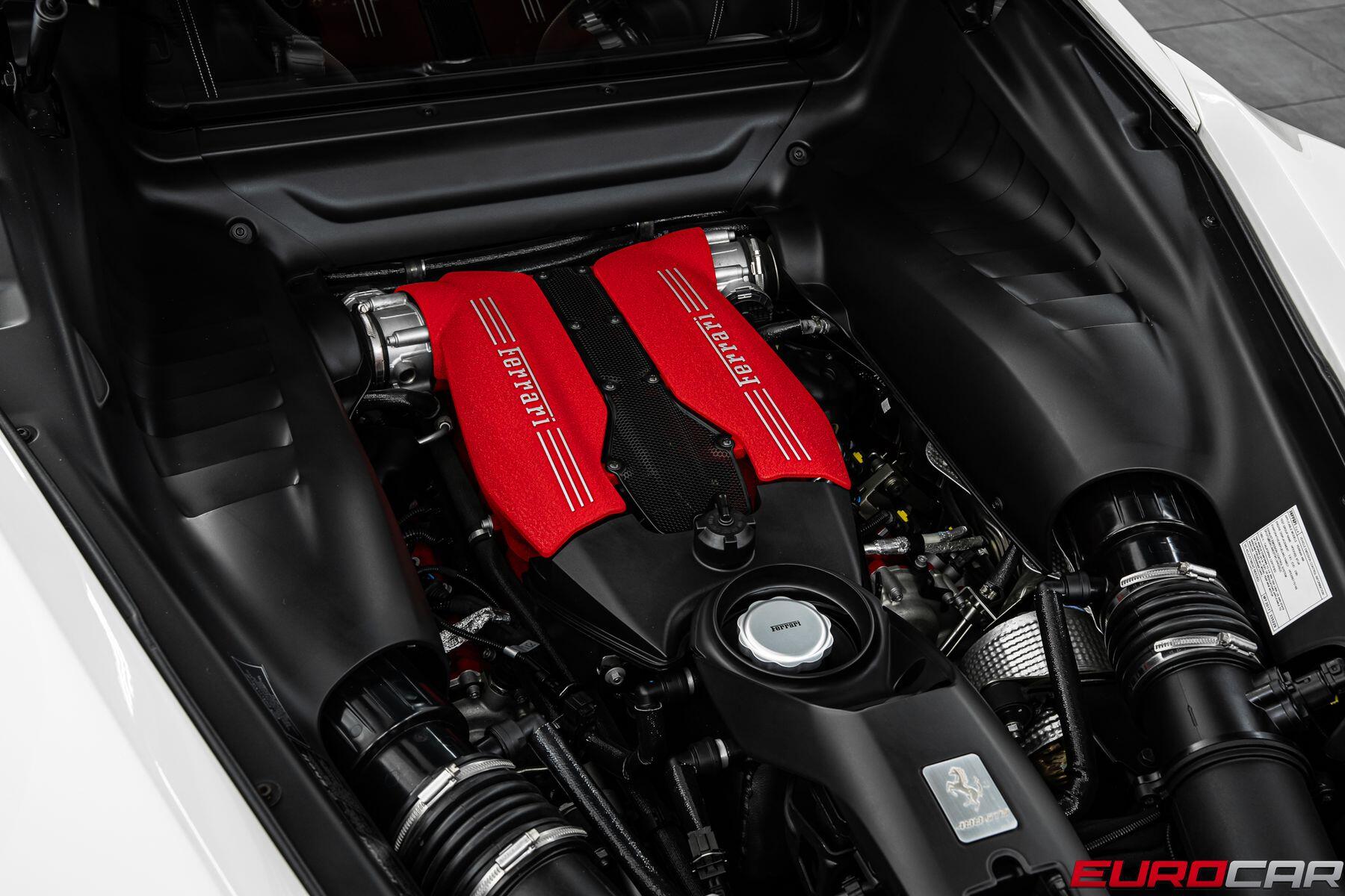 2017 Ferrari 488 GTB *CARBON STEERING WHEEL * IMMACULATE CONDITION*Image 22