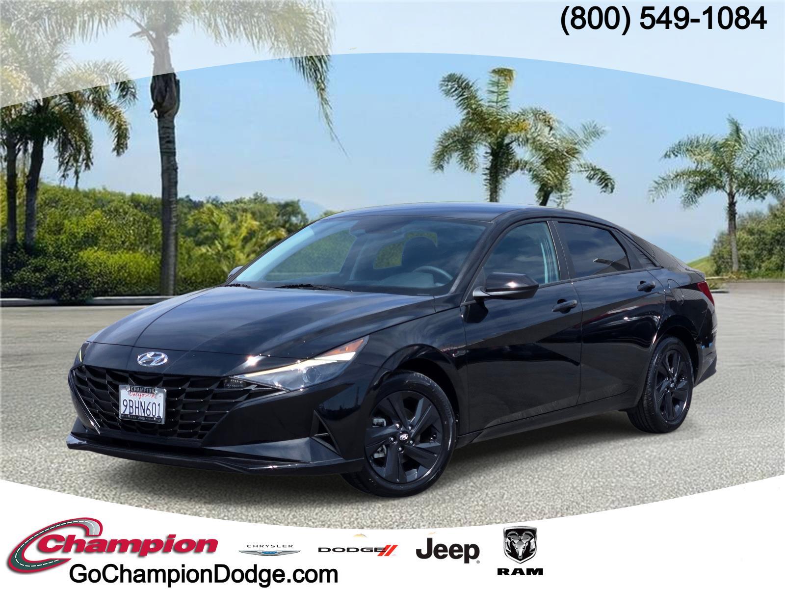 2022 Hyundai Elantra SEL IVT