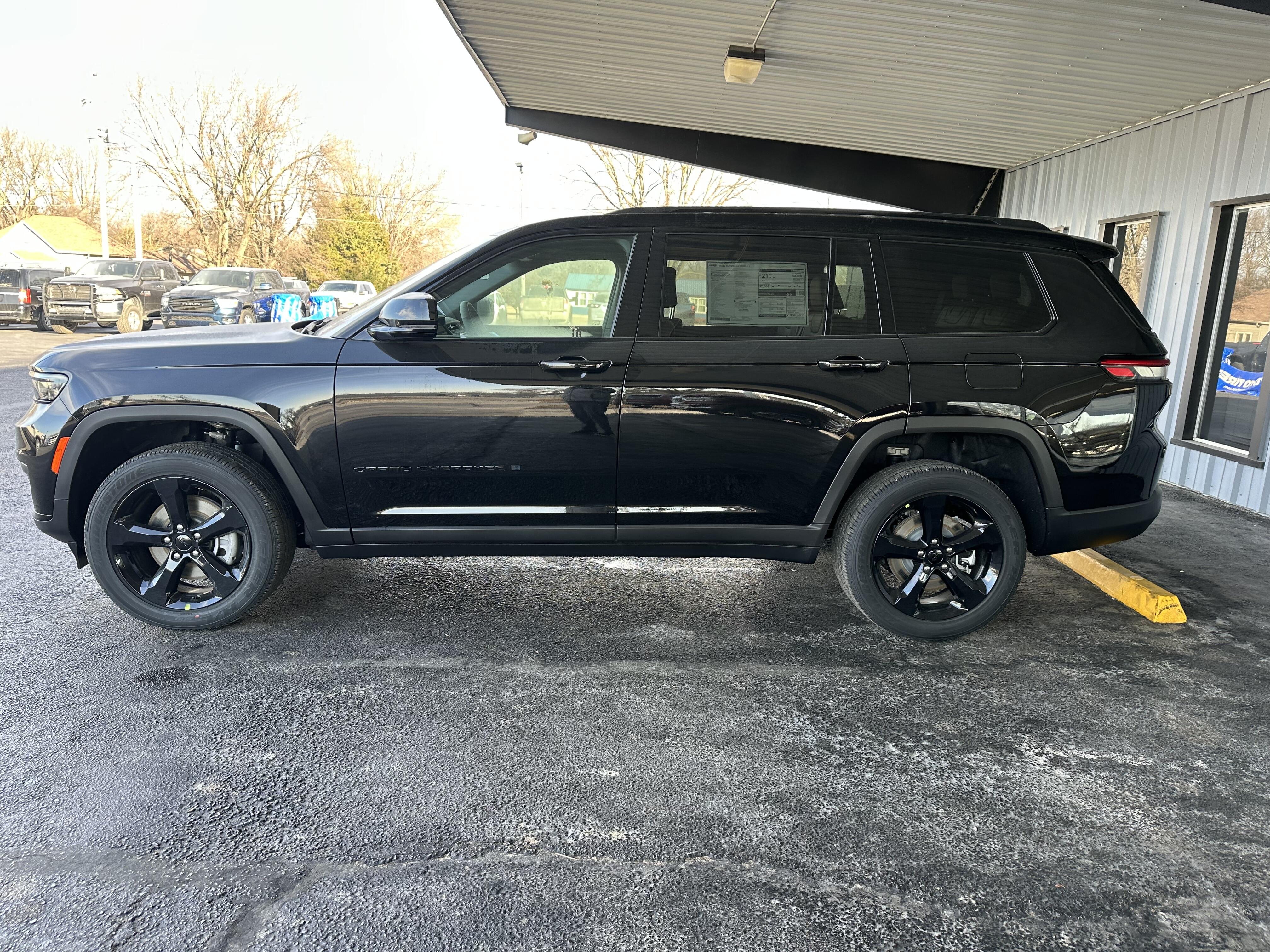 2025 Jeep Grand Cherokee L Altitude - Photo 12
