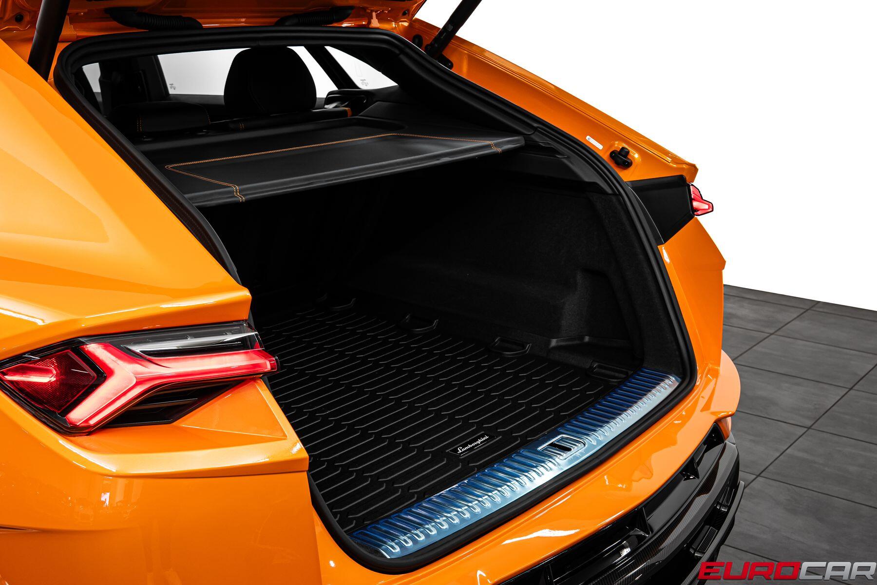 2024 Lamborghini Urus Performante *HUGE CARBON OPTIONS * PANORAMIC ROOF*Image 19