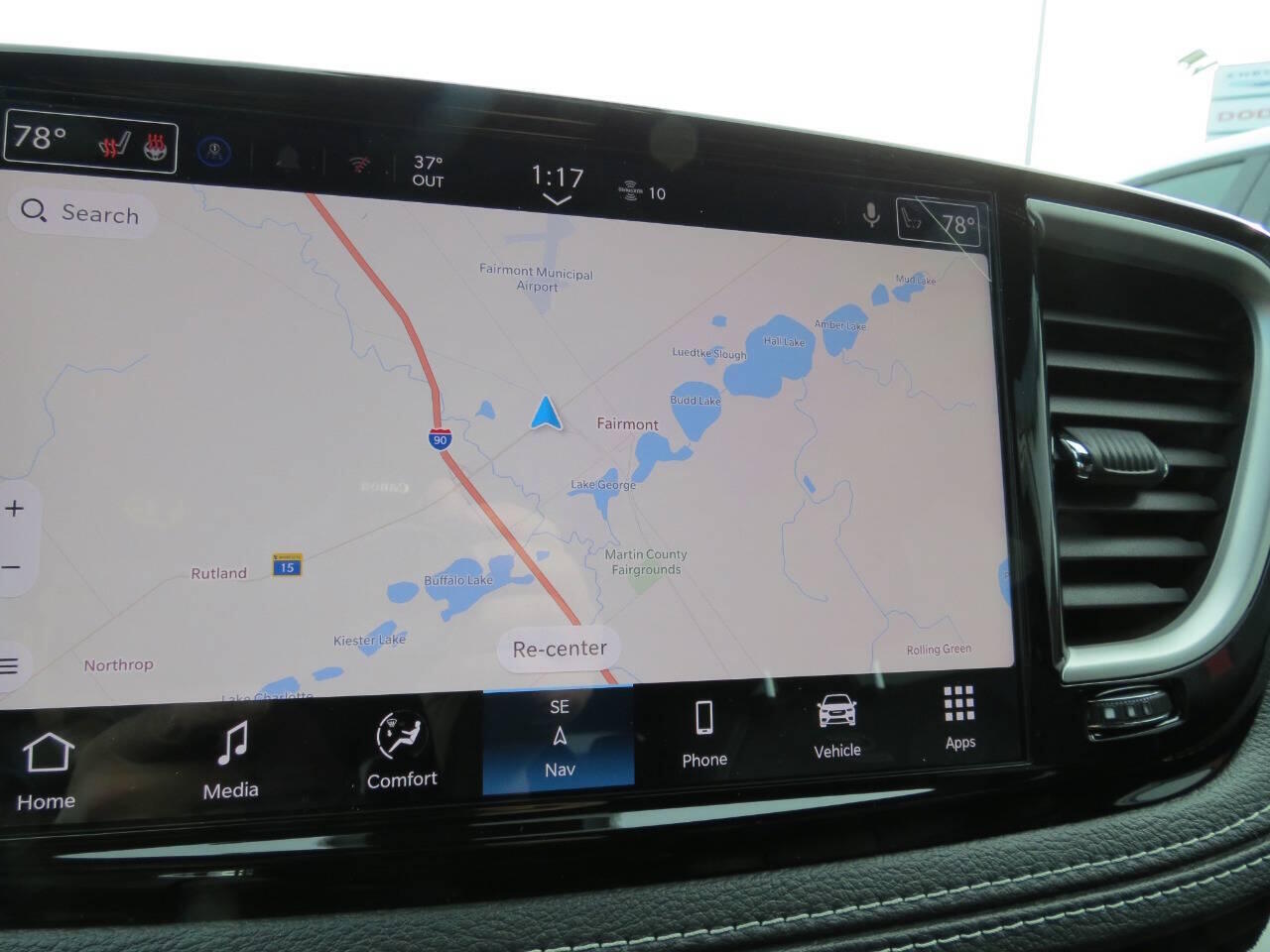 2026 Chrysler Pacifica Select - Photo 29