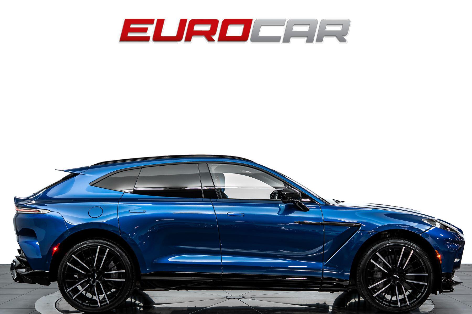 2023 Aston Martin DBX 707 *HUGE CARBON OPTIONS * TRI-COLOR INTERIOR*Image 6