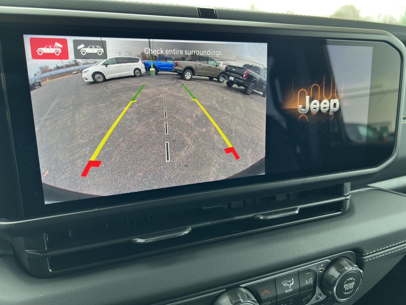 2026 Jeep Wrangler 4-Door Sahara - Photo 31