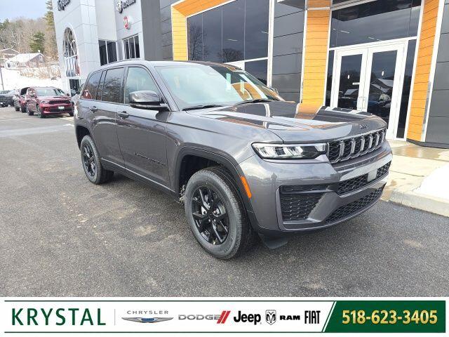 2026 Jeep Grand Cherokee Grand Cherokee Laredo Altitude 4x4