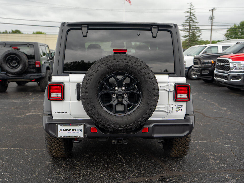 2026 Jeep Wrangler 2-Door Willys - Photo 8