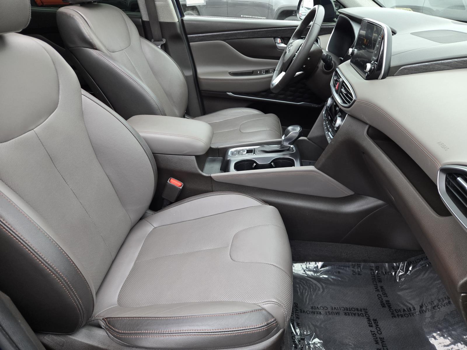 2020 Hyundai Santa Fe Limited - Photo 31