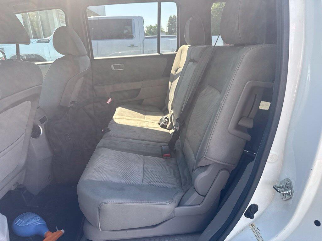 2013 Honda Pilot LX - Photo 11