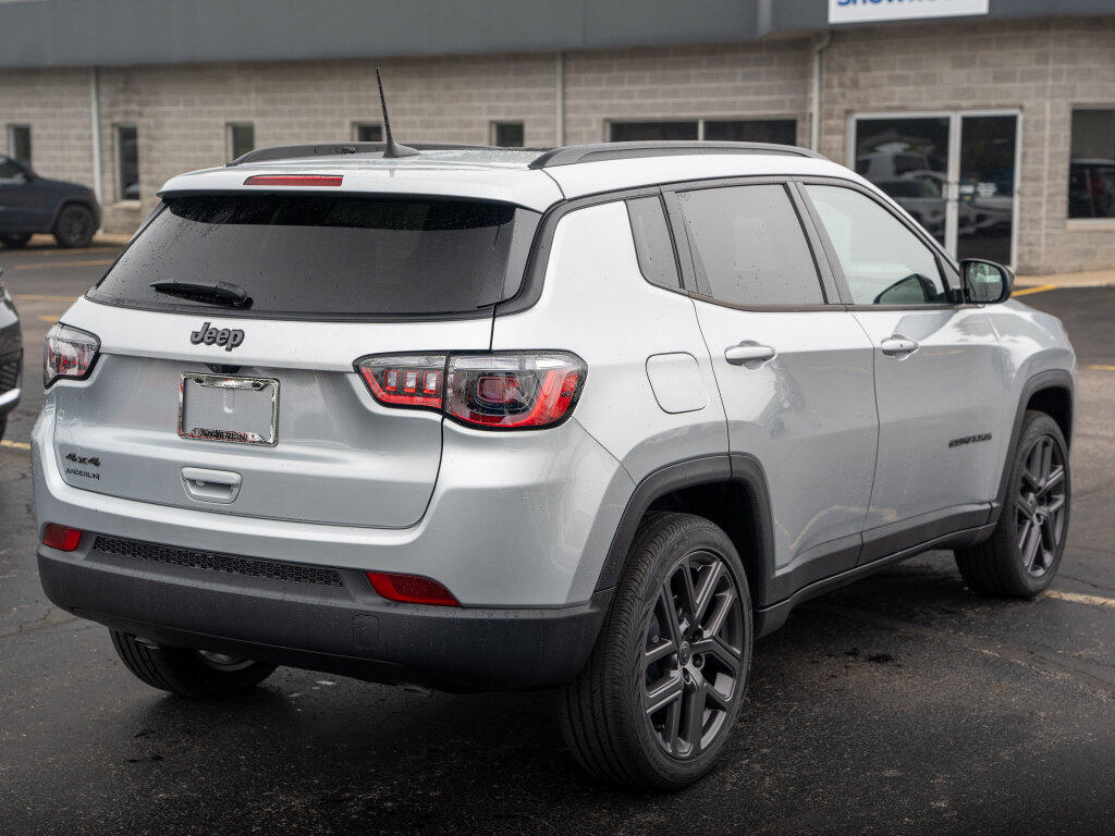 2026 Jeep Compass Latitude Altitude - Photo 7