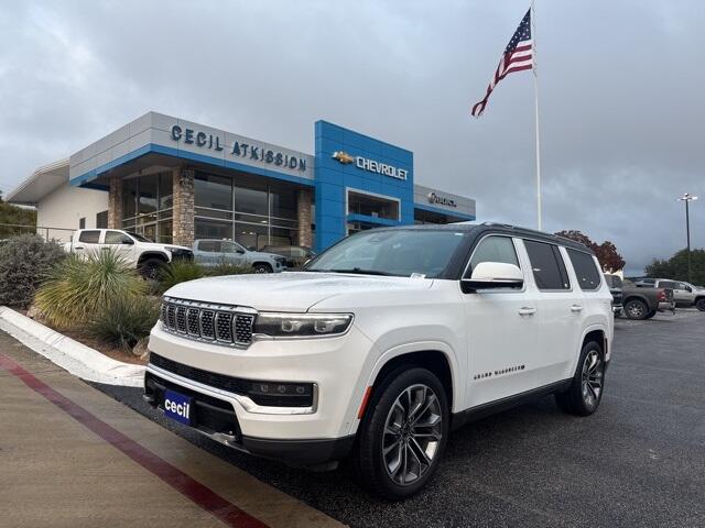 2022 Jeep Grand Wagoneer Series III's photo