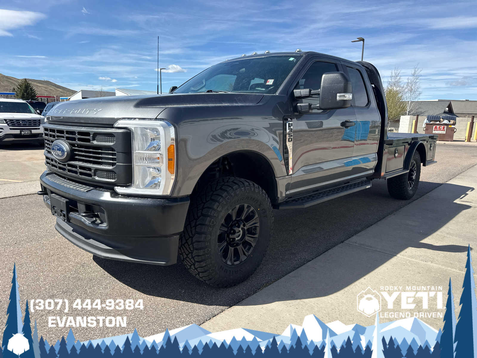 2023 Ford F-350 Super Duty Chassis Cab XL - Photo 7