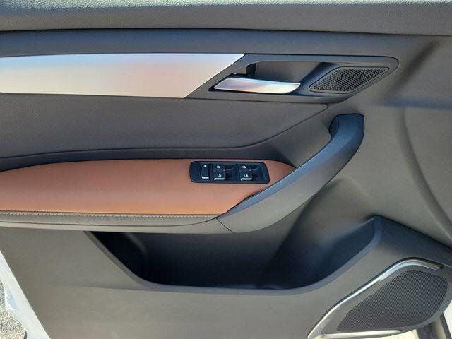 2025 VinFast VF 8 Plus - Photo 9