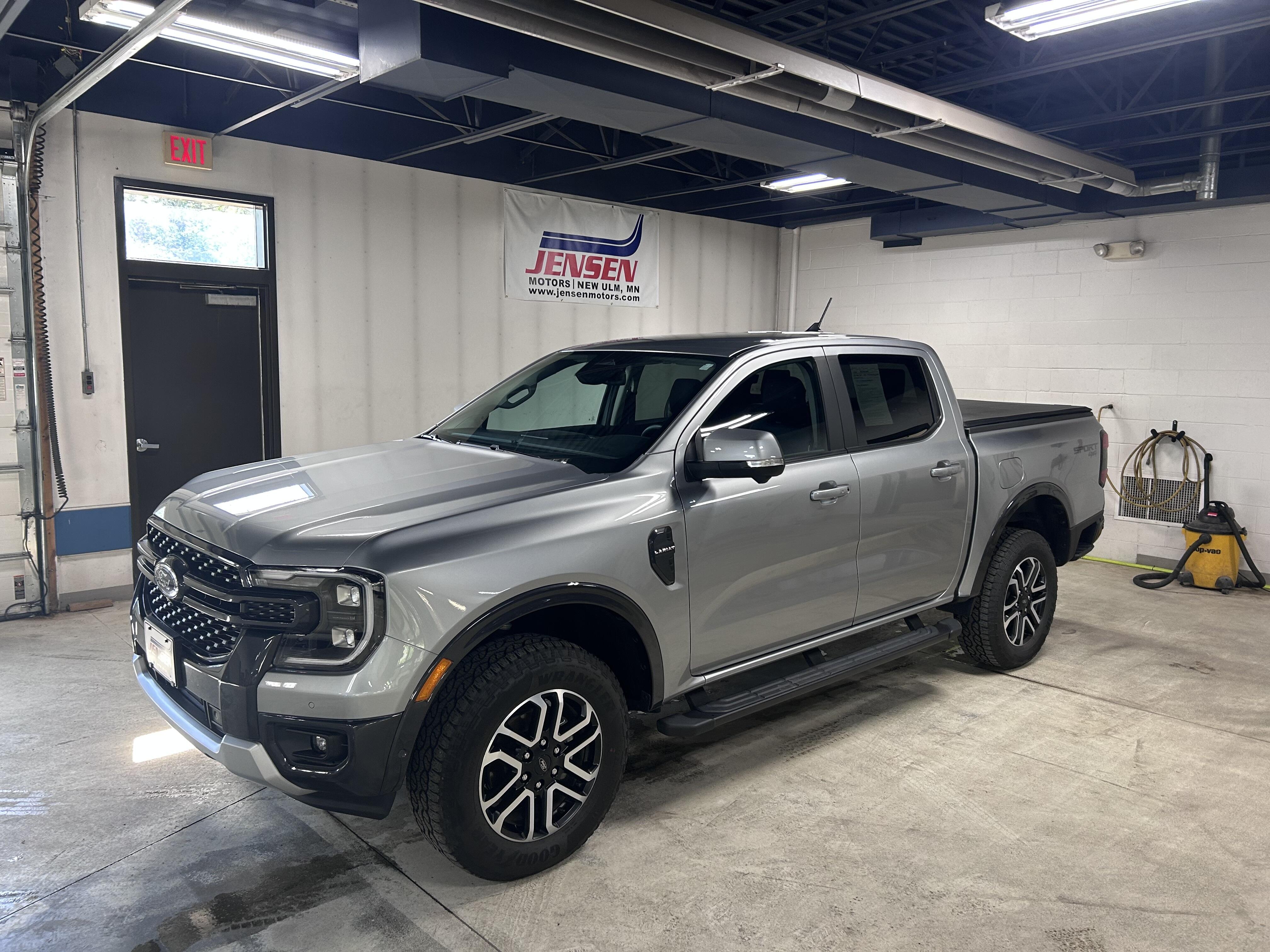 Used 2024 Ford Ranger Lariat with VIN 1FTER4KH2RLE67695 for sale in New Ulm, Minnesota