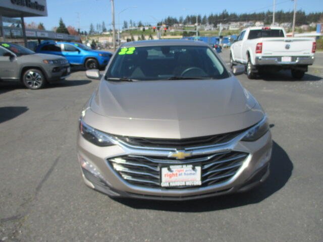 Used 2022 Chevrolet Malibu 1LT with VIN 1G1ZD5STXNF159914 for sale in Oak Harbor, WA