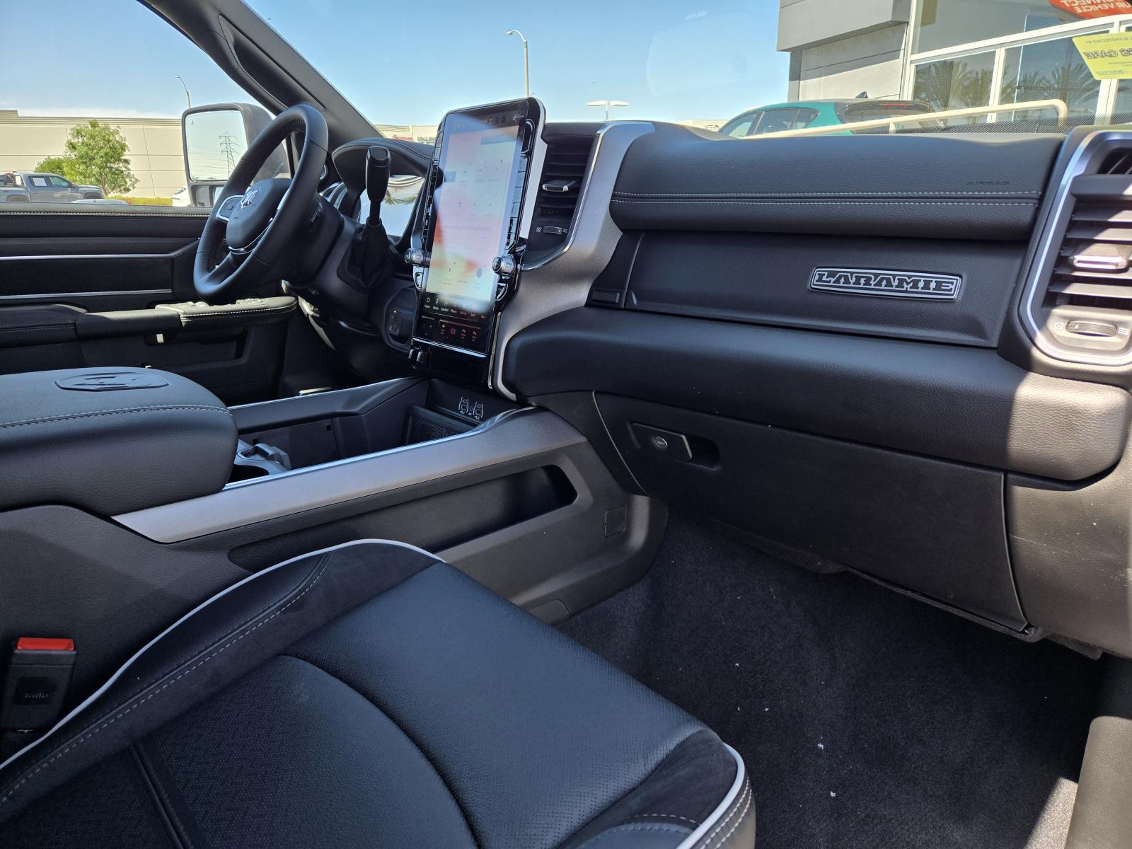 2025 RAM 2500 Laramie - Photo 30