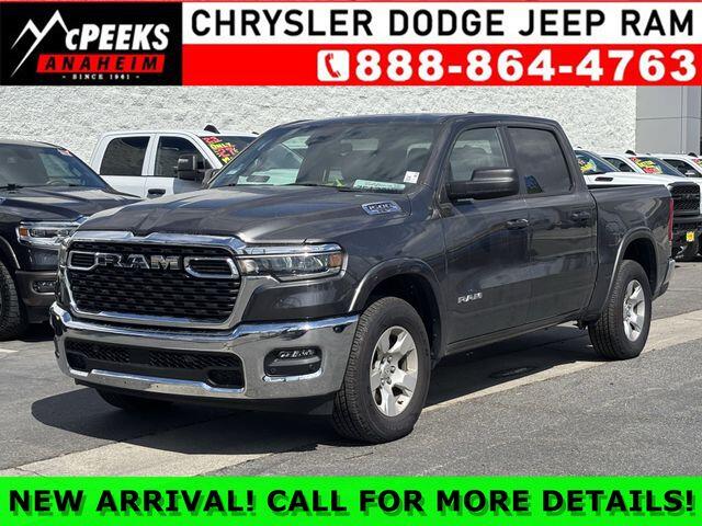 2025 RAM 1500 Big Horn/Lone Star 4x4 Crew Cab 5'7's photo