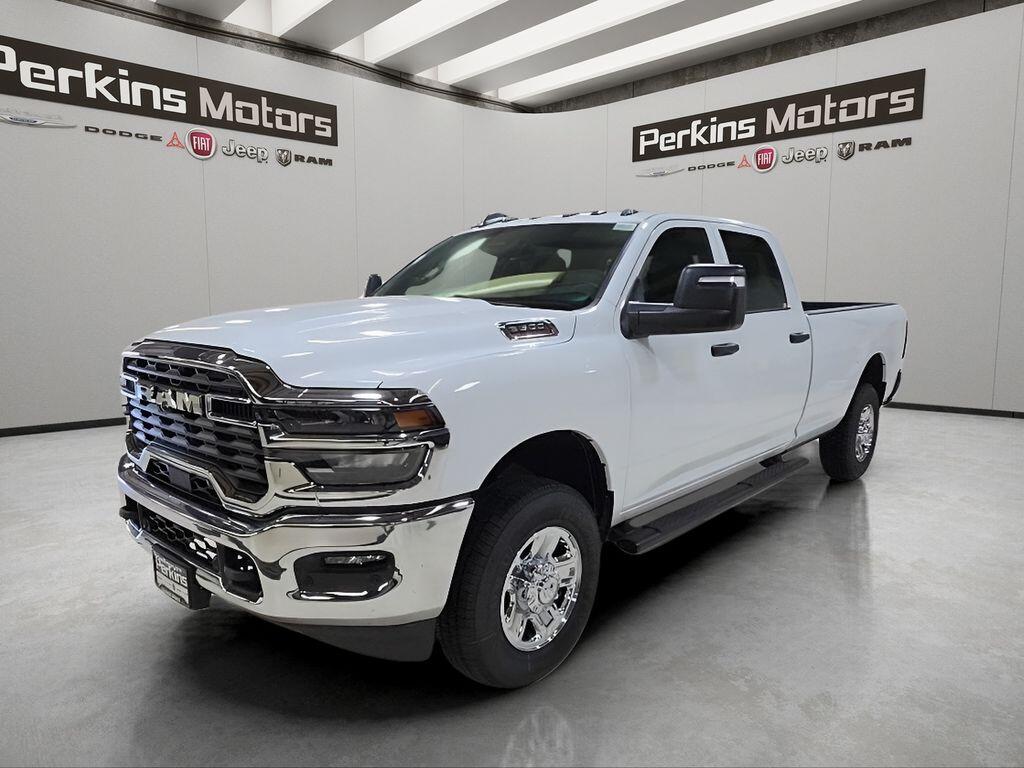 2026 RAM 3500 3500 Tradesman Crew Cab 4x4 8' Box