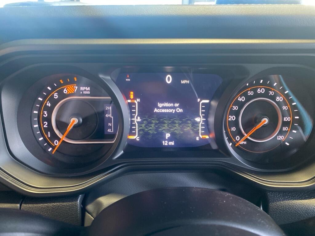 2025 Jeep Wrangler 4-Door Sahara - Photo 32