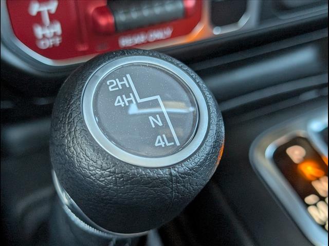 2026 Jeep Wrangler 4-Door Willys - Photo 10