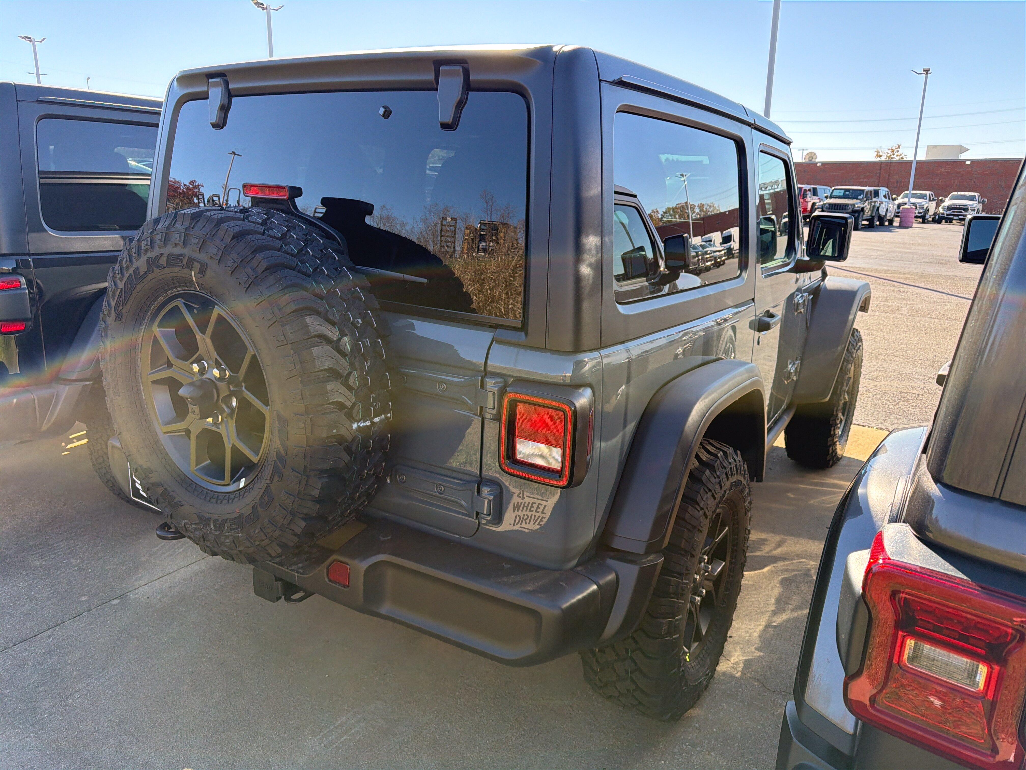 2026 Jeep Wrangler 2-Door Willys - Photo 7