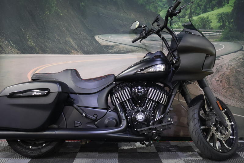 2021 INDIAN MOTORCYCLE Springfield Dark Horse