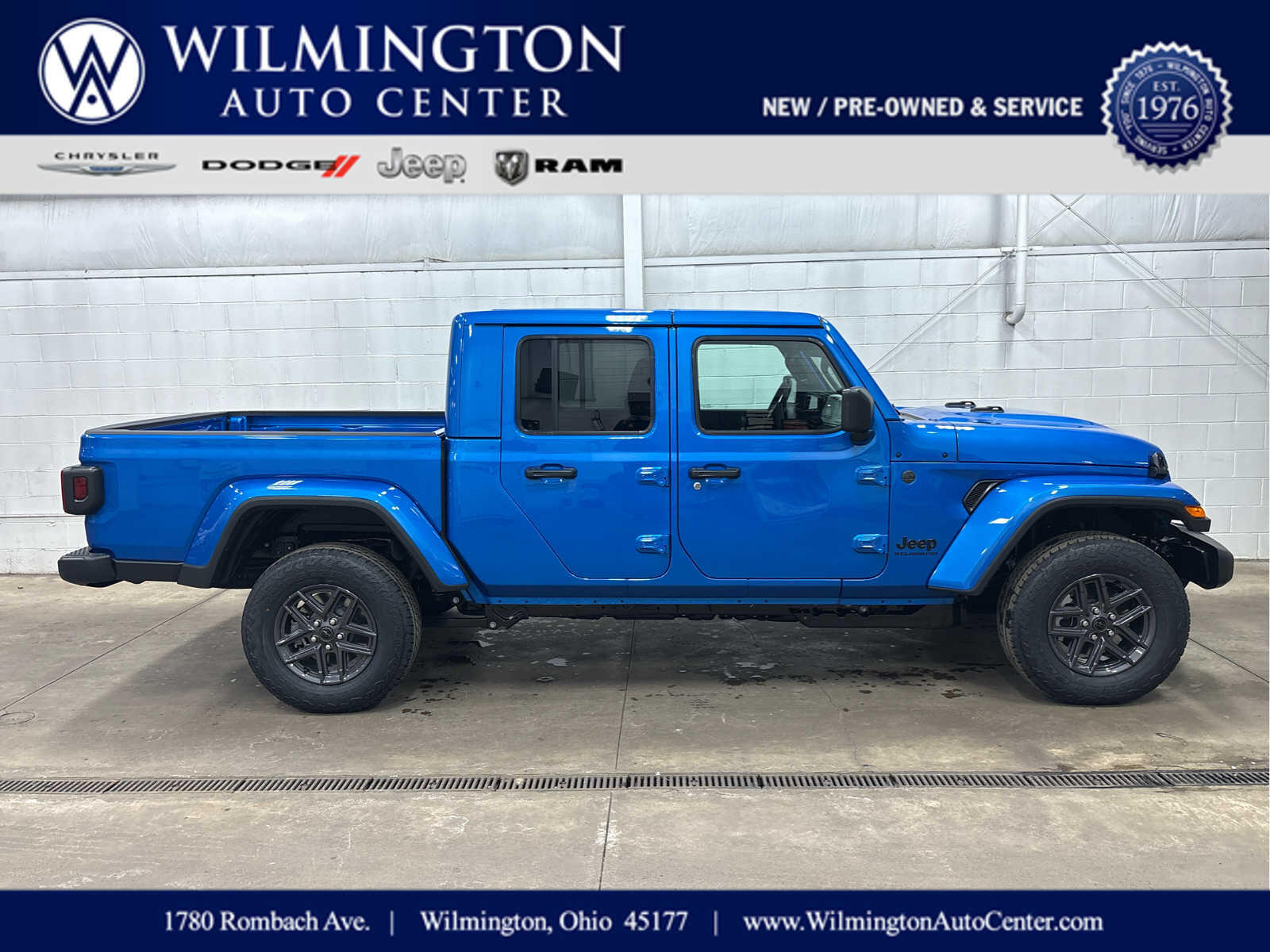2026 Jeep Gladiator Sport S's photo