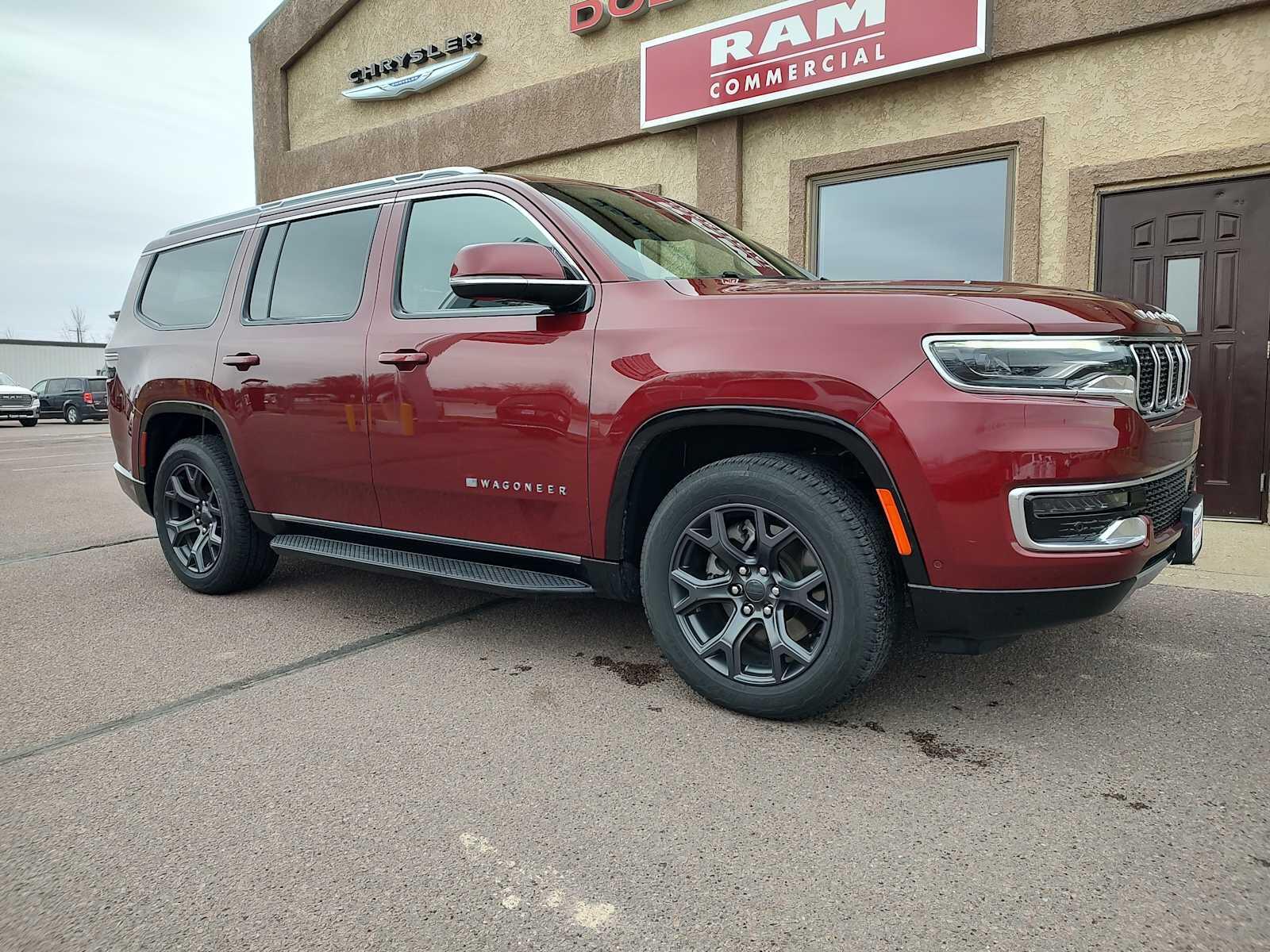 Used 2022 Jeep Wagoneer Series III with VIN 1C4SJVDT4NS205503 for sale in New Ulm, Minnesota